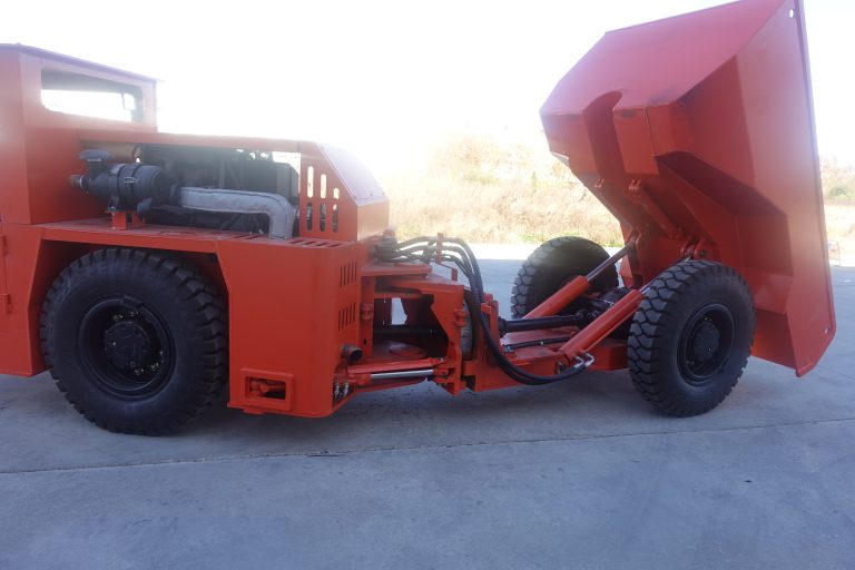 CHUK-6 8 MINE TRUCK