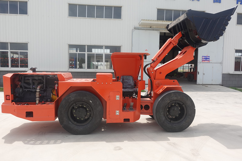 Mine Dump Truck