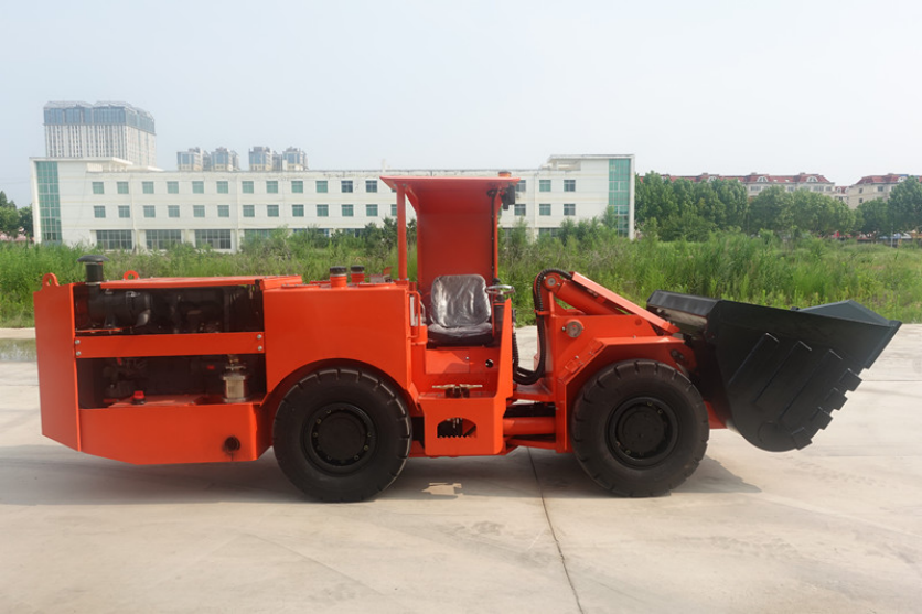 Mine Dump Truck